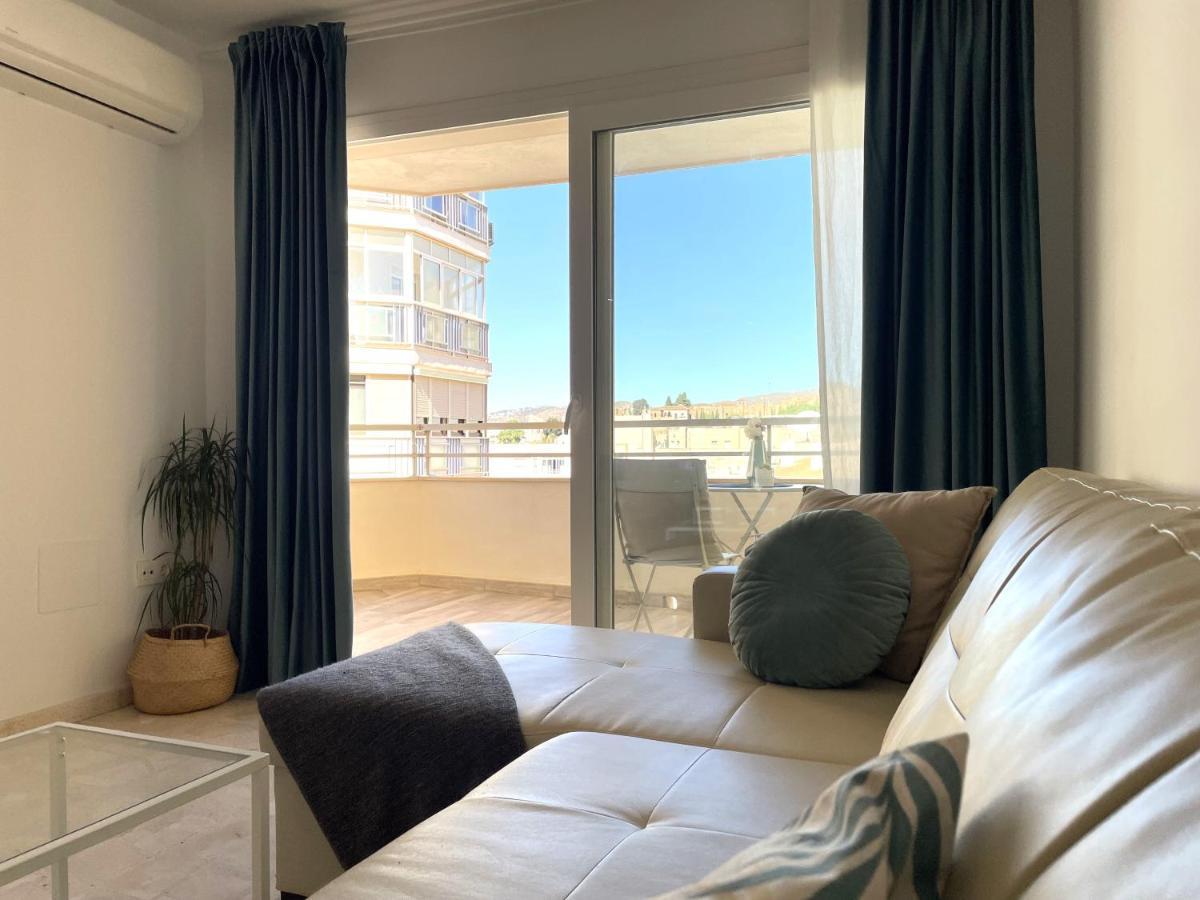 Malagadevacaciones - La Marea Apartamento