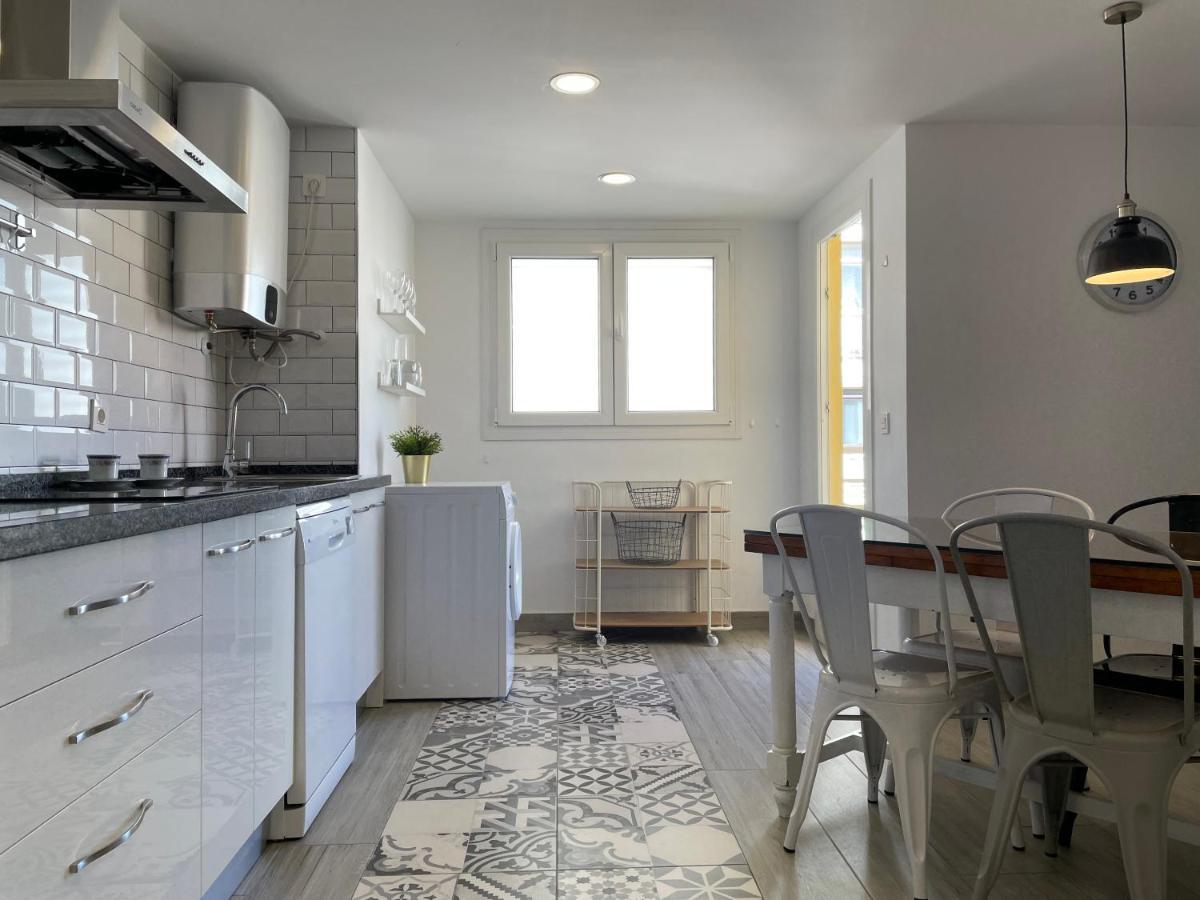 Malagadevacaciones - La Marea Apartment Málaga